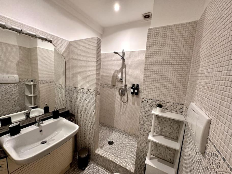 Luxurious Flat Close To The Vatican/Metro Rome Exterior photo